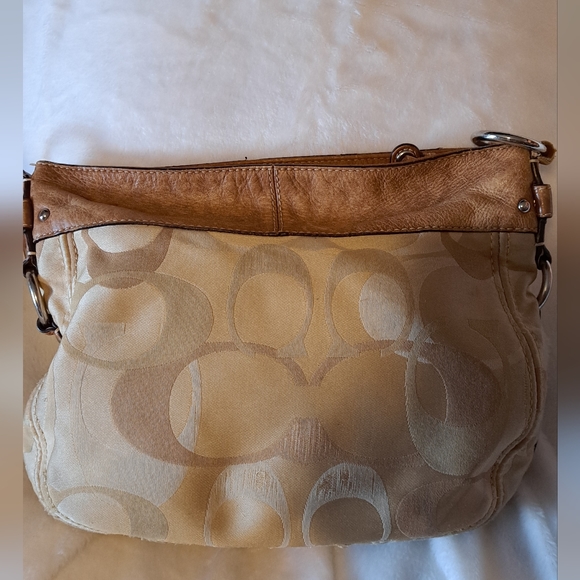 COACH GENUINE LEATHER AND SATIN JACQUARD BUCKET BAG - Picture 3 of 16